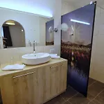 Haus Karnia Appartements&zimmer Hotel