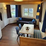 Haus Karnia Appartements&zimmer Hotel Hermagor-Pressegger See