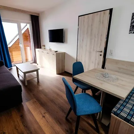 Haus Karnia Appartements & Zimmer 3*