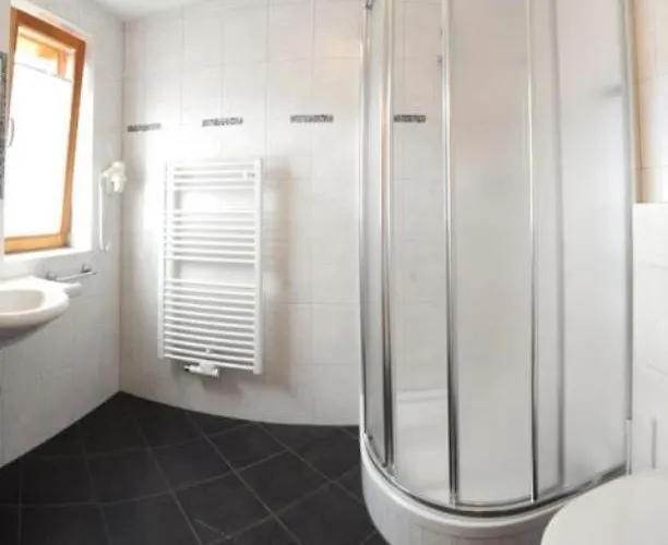 Haus Karnia & 3* Hermagor-Pressegger See