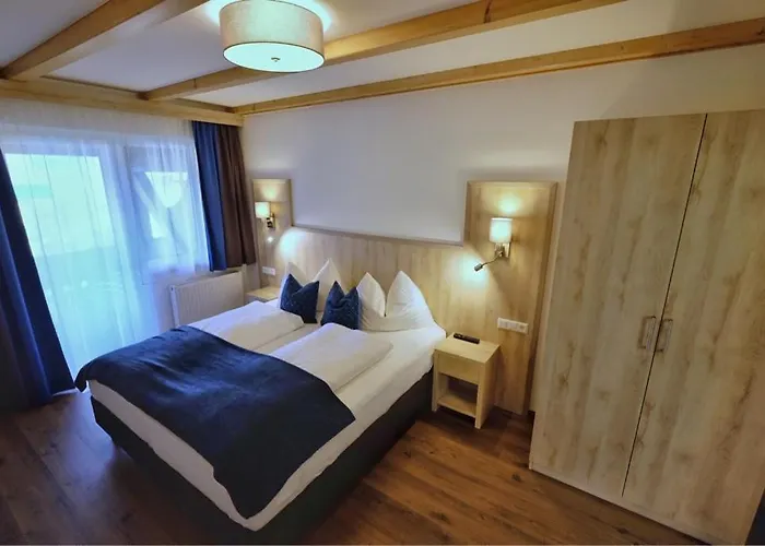 Haus Karnia & Ξενοδοχείο