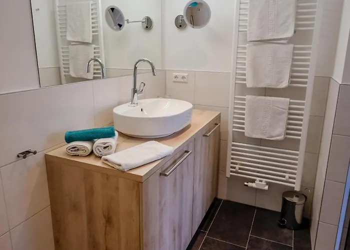 Haus Karnia & Отель Хермагор